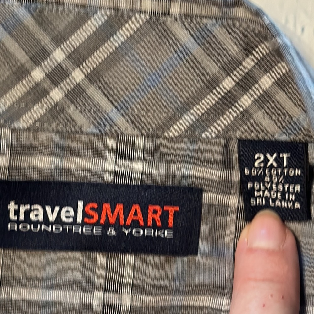 Roundtree & Yorke Travelsmart button down - Picture 8 of 9